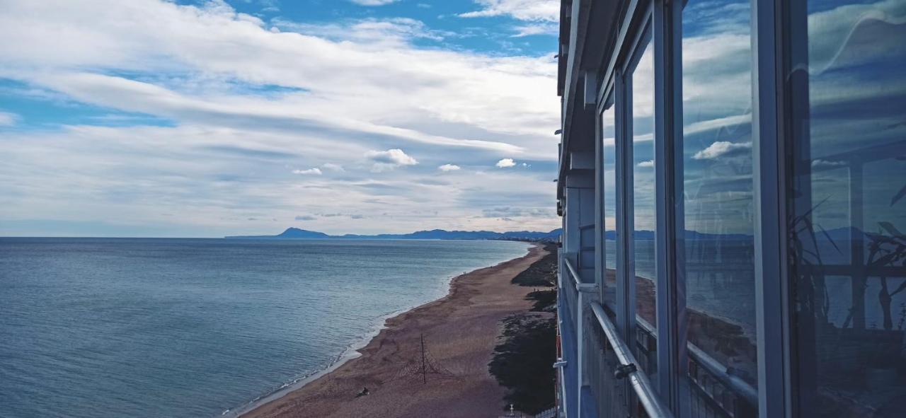 Blue Double Private Room At Front Beach - Habitacion Doble En La Playa 瓦伦西亚 外观 照片