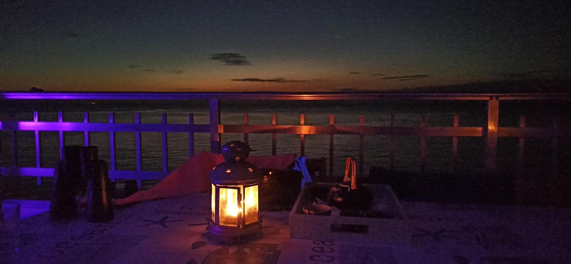 Blue Double Private Room At Front Beach - Habitacion Doble En La Playa 瓦伦西亚 外观 照片